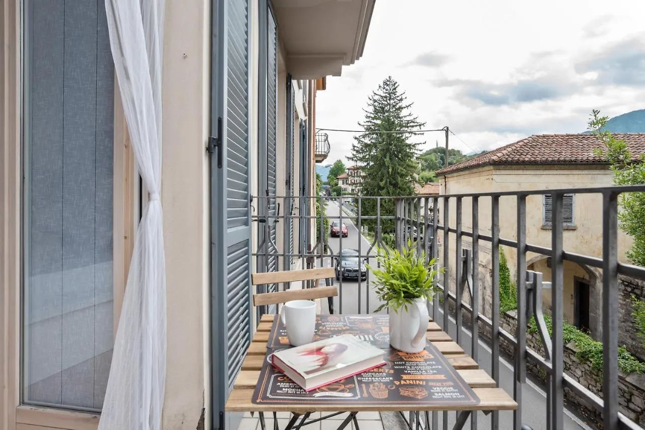 Lake Como Studio With Balcony And Private Parking Ossuccio